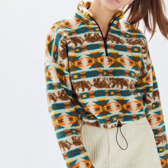 EUC Urban Outfitters Aztech Printed Half-Zip Pull Over Cropped Size Large - Picture 2 of 14